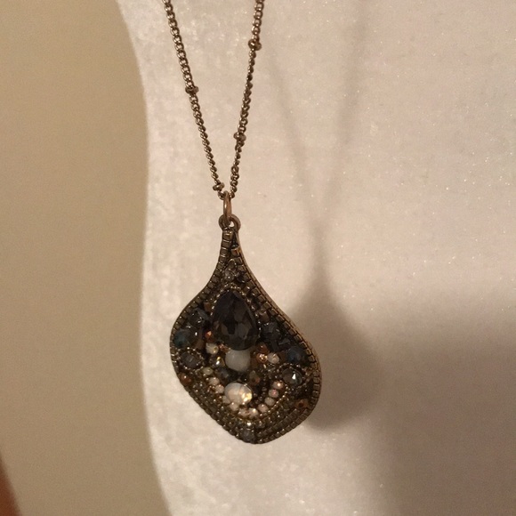 Alt’d State necklace in EUC, bronzed finish with medallion of green&brown gems🍀 - Picture 4 of 6